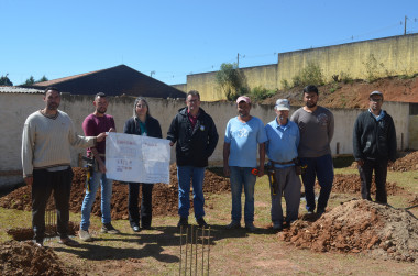 Você está visualizando atualmente Mais quatro salas estão sendo construídas no C.E.I. Anir Dalmora do Bairro Borges