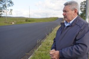 Leia mais sobre o artigo Prefeito Ceron vistoria obras de infraestrutura nos bairros de Lages