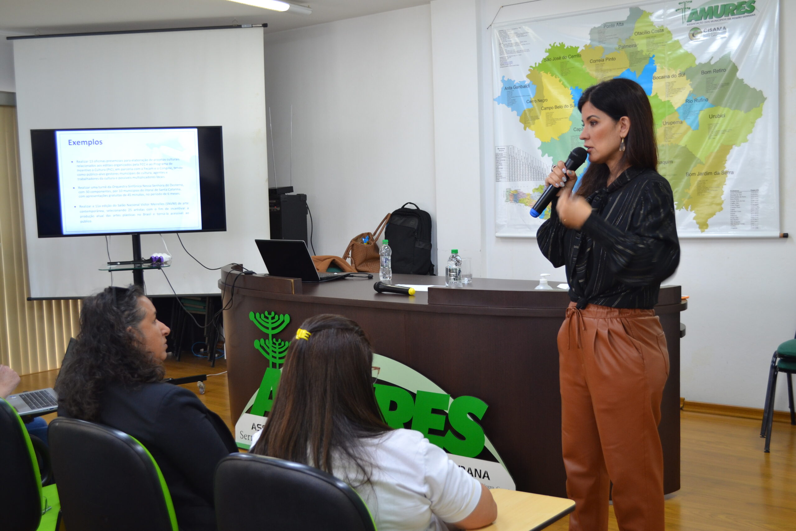 Você está visualizando atualmente Agentes culturais são capacitados para elaboração de projetos