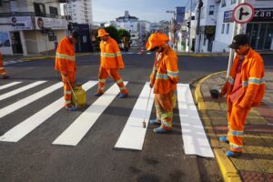 Leia mais sobre o artigo Prefeitura de Lages restaura sinalização de trânsito na área central da cidade