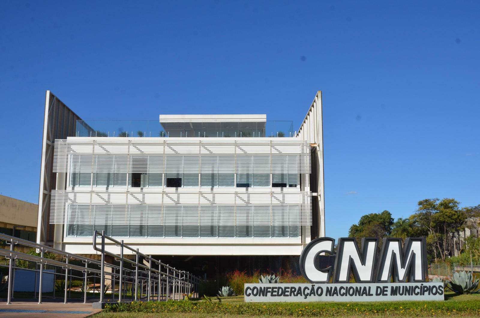 Você está visualizando atualmente CNM completa 43 anos nesta quarta-feira, 8 de fevereiro