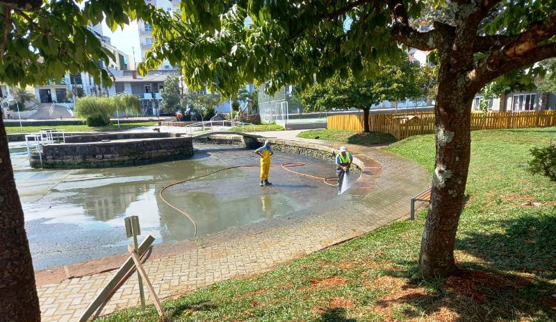 Você está visualizando atualmente Chafariz sequencial com jato de 12 metros será atração no Tanque