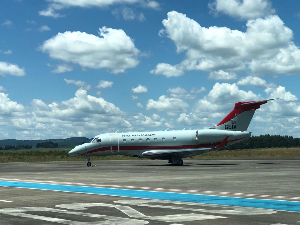 Leia mais sobre o artigo Grupo Especial de Inspeção em Voo realiza vistoria no aeroporto de Correia Pinto, atendendo pedido de Carmen Zanotto