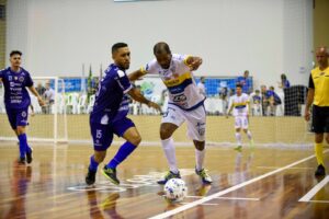 Leia mais sobre o artigo Lages Futsal disponibiliza 1.500 ingressos nas escolas públicas para os jogos da temporada