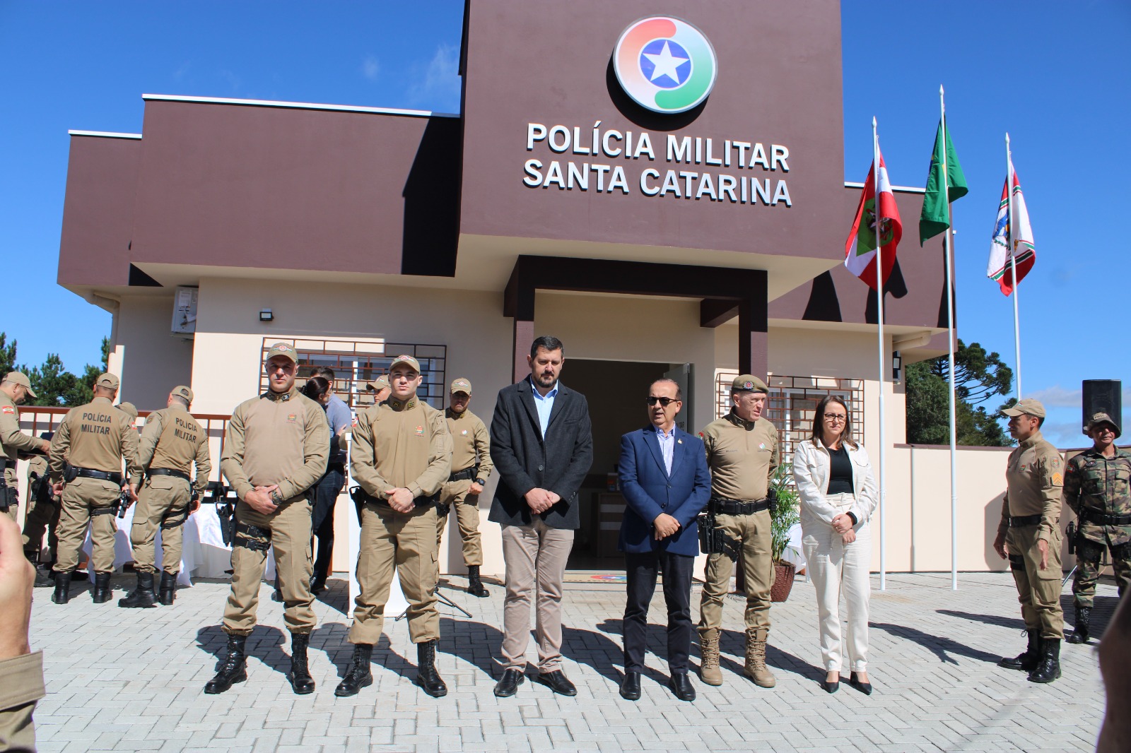 Você está visualizando atualmente Governador Jorginho Mello inaugura quartel da Polícia Militar em Bocaina do Sul