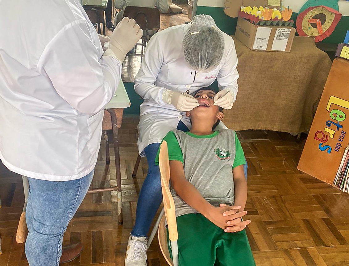 Leia mais sobre o artigo Campo Belo do Sul Sorri: Ações Educativas Transformam Sorrisos nas Escolas do Interior