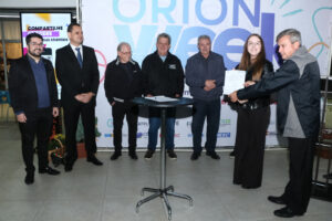 Leia mais sobre o artigo Assinada ordem de serviço para pavimentação das ruas do Loteamento Orion Parque