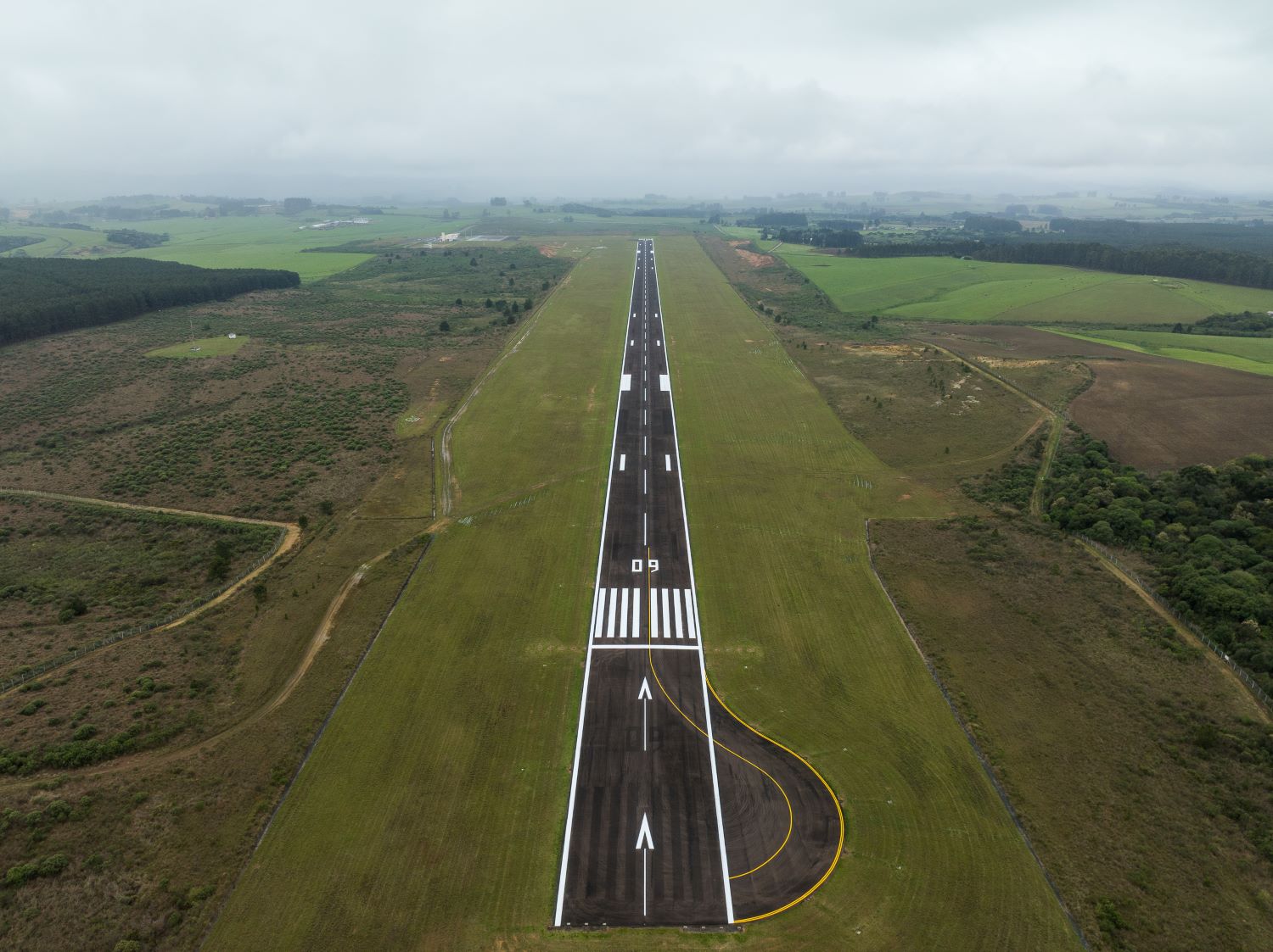 Você está visualizando atualmente Governador inaugura sinalização do Aeroporto da Serra Catarinense