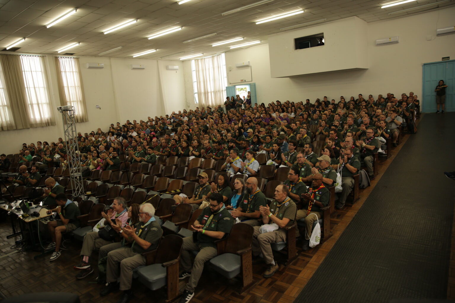 Você está visualizando atualmente XXIX Congresso Escoteiro Estadual com participação de 500 pessoas em Lages movimenta a economia da cidade